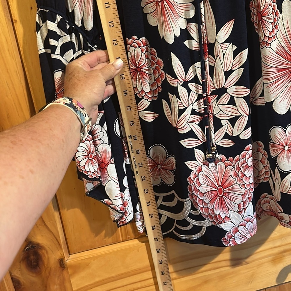 Naïf Multi Color floral Blouse - Picture 2 of 7